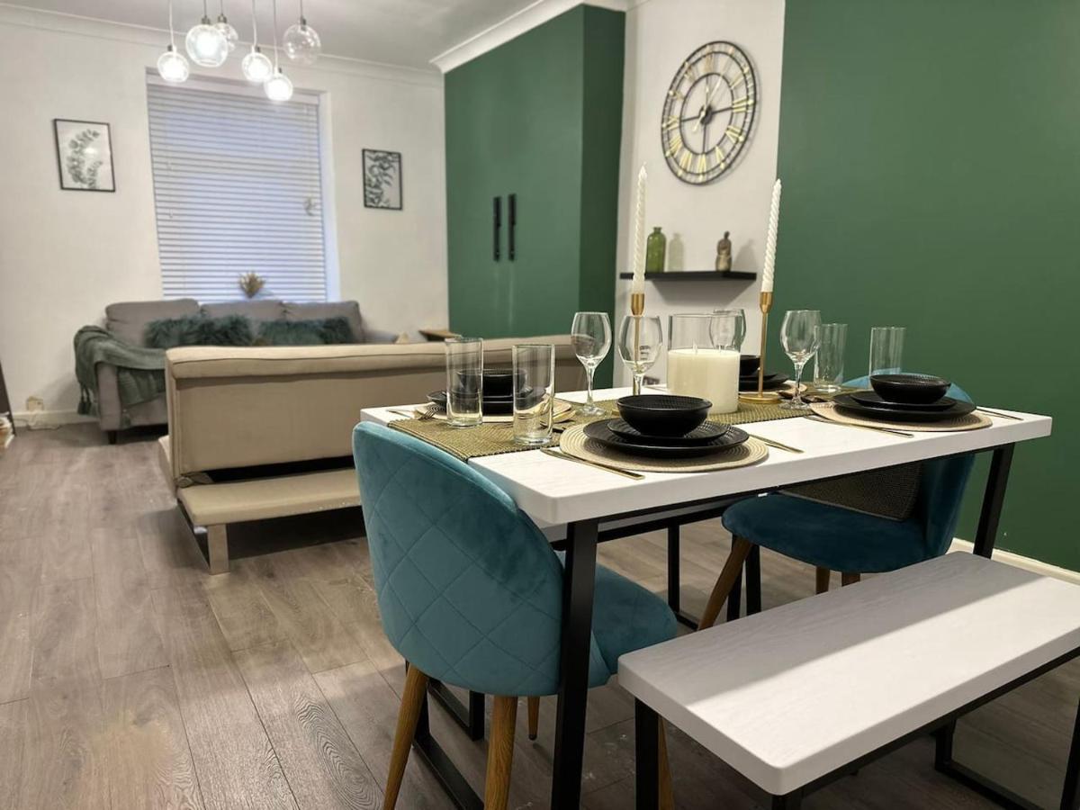 Amazing 2 Bedrooms House Bridgend  Exteriér fotografie