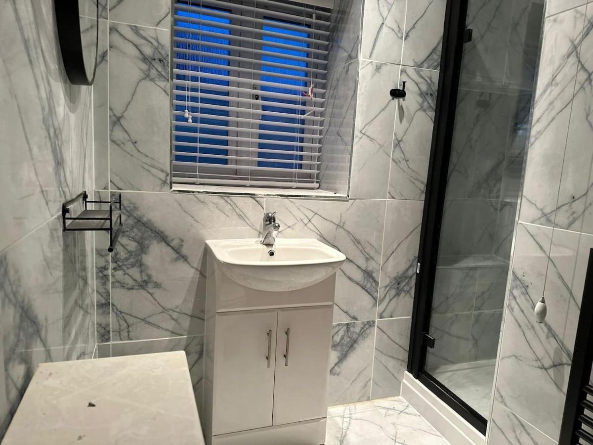 Amazing 2 Bedrooms House Bridgend  Exteriér fotografie